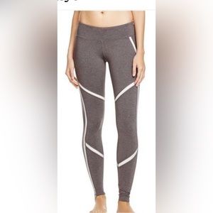 Alo bundle 2 regular rise leggings size small